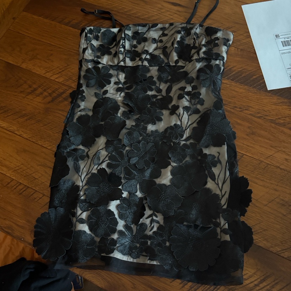 storia black flower dress, size m